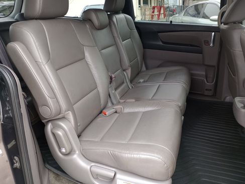 Used 2016 Honda Odyssey Touring Elite image 21