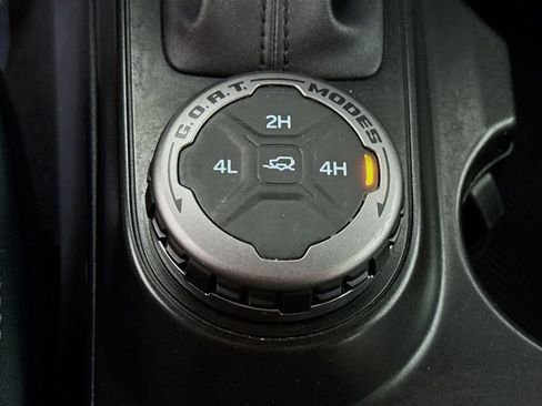 Used 2022 Ford Bronco Outer Banks AWD/4WD image 11