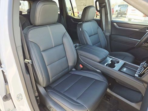 New 2026 GMC Acadia Elevation w/ Black Edition image 18