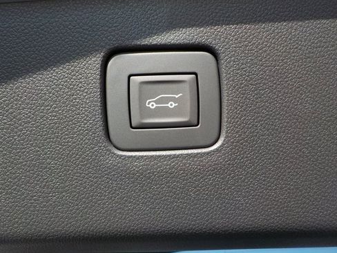 New 2025 Buick Envista Avenir image 25