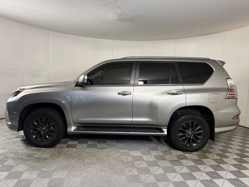 Used 2023 Lexus GX 460 Premium AWD/4WD image 3