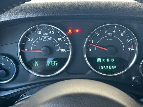 Used 2015 Jeep Wrangler Unlimited Sport w/ Quick Order Package 24S AWD/4WD image 27
