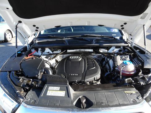 Used 2018 Audi Q5 2.0T Premium Plus w/ Premium Plus Package image 28