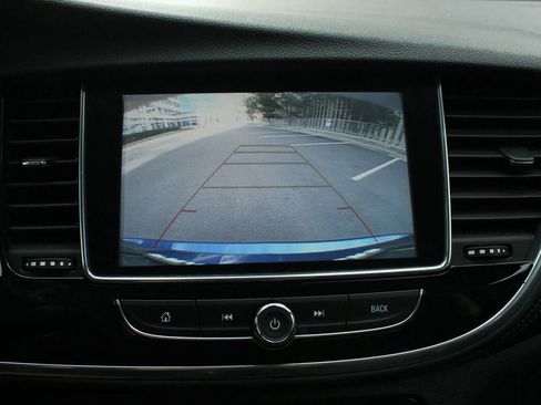 Used 2019 Buick Encore Preferred image 33