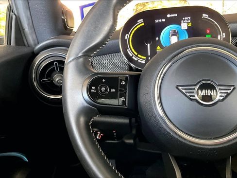 Used 2023 MINI Cooper SE image 23