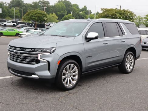 Used 2023 Chevrolet Tahoe Premier w/ Premium Package 2 AWD/4WD image 5