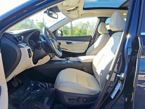 Used 2021 INFINITI QX50 Luxe w/ Cargo Package image 12