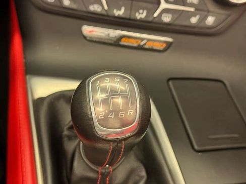 Used 2015 Chevrolet Corvette Z06 w/ 3LZ Preferred Equipment Group RWD image 16