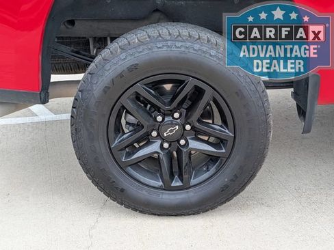 Certified 2025 Chevrolet Silverado 1500 Custom Trail Boss AWD/4WD image 4