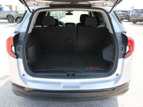 Used 2021 GMC Terrain SLE w/ Elevation Edition FWD image 7