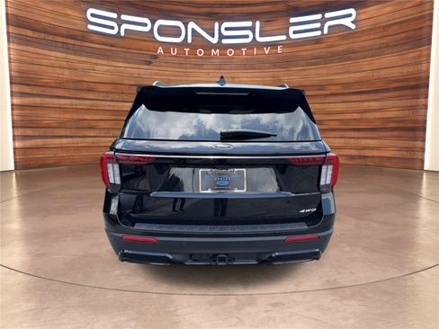 Certified 2026 Ford Explorer ST-Line AWD/4WD image 6