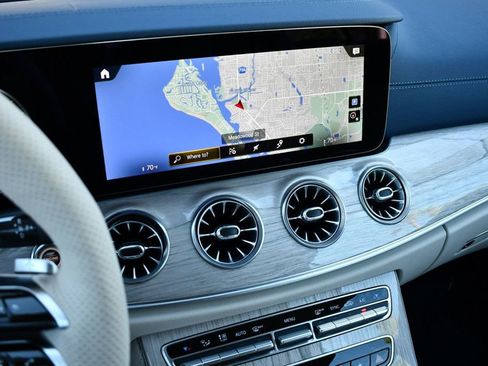 Used 2023 Mercedes-Benz E 450 4MATIC Cabriolet image 13