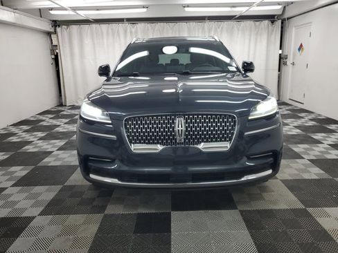 Used 2022 Lincoln Aviator Reserve w/ Elements Package Plus image 2