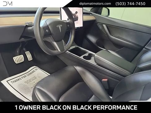 Used 2022 Tesla Model Y Performance AWD/4WD image 7
