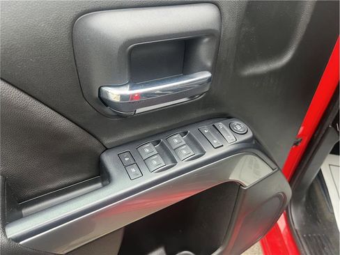 Used 2018 Chevrolet Silverado 1500 LT RWD image 12
