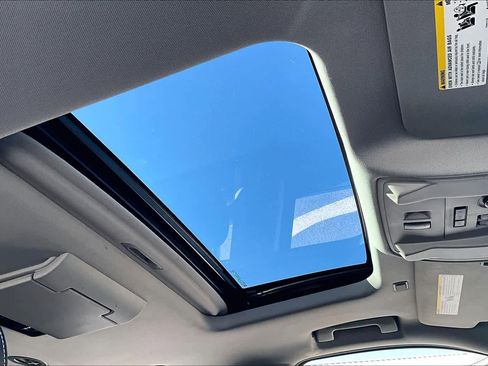 Used 2015 Chevrolet Tahoe LTZ image 14