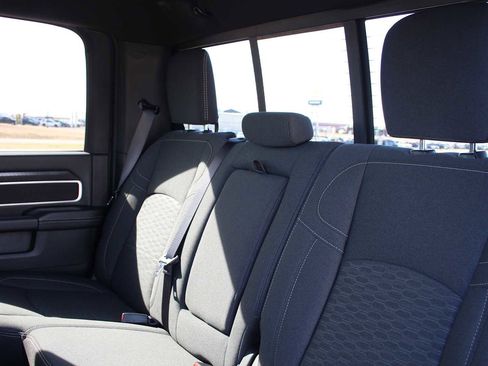 New 2025 RAM 2500 Big Horn AWD/4WD image 25