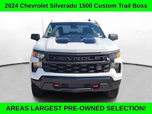 Used 2024 Chevrolet Silverado 1500 Custom Trail Boss AWD/4WD image 2