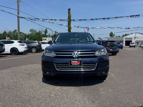 Used 2014 Volkswagen Touareg Sport AWD/4WD image 8