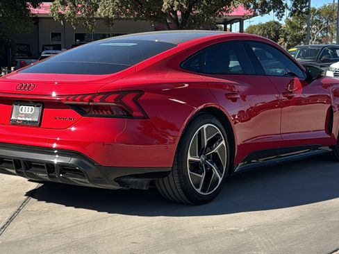 Used 2023 Audi RS e-tron GT w/ Carbon Performance Package image 7