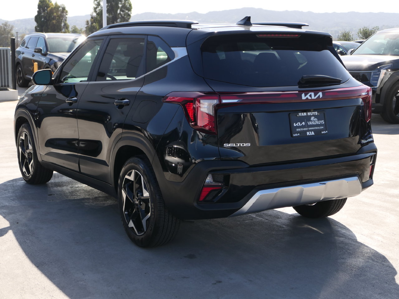Certified 2024 Kia Seltos EX FWD image 6