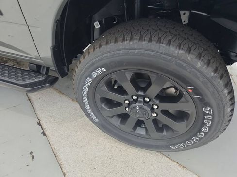 New 2026 RAM 2500 Laramie w/ Night Edition AWD/4WD image 34