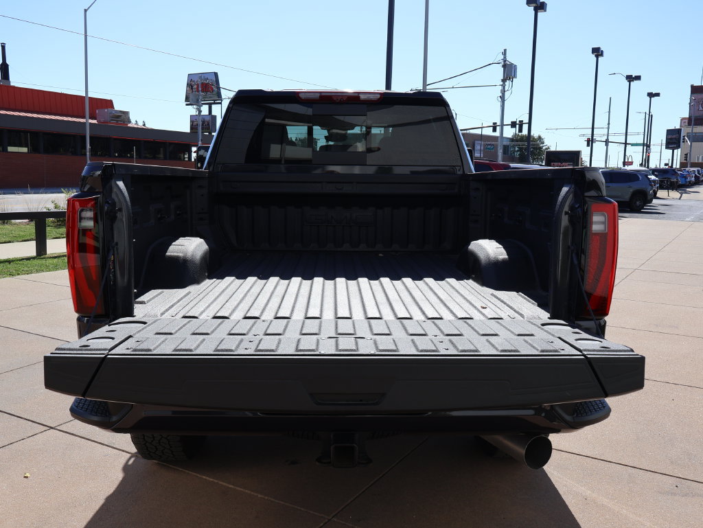 Certified 2026 GMC Sierra 2500 Denali w/ Denali Reserve Package AWD/4WD image 7