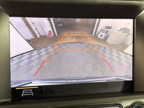 Used 2020 GMC Terrain SLE w/ Driver Convenience Package FWD image 27