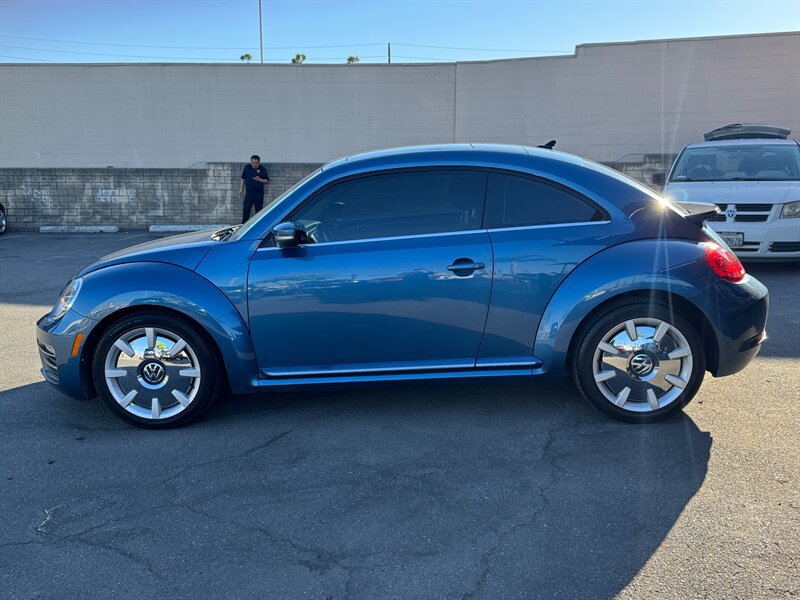 Used 2019 Volkswagen Beetle 2.0T SE FWD image 10
