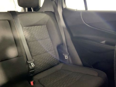 Used 2020 Chevrolet Equinox LT w/ Driver Convenience Package image 15