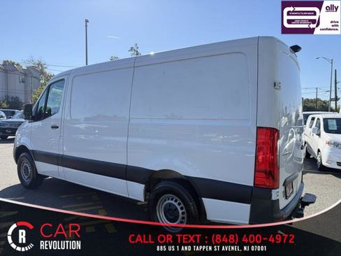Used 2023 Mercedes-Benz Sprinter 1500 w/ Parking Package image 5