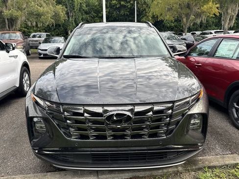 Used 2022 Hyundai Tucson Limited FWD image 2