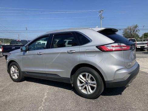 Used 2019 Ford Edge SEL w/ Equipment Group 201A image 4