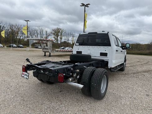 New 2026 Ford F350 XL w/ XL Chrome Package image 6