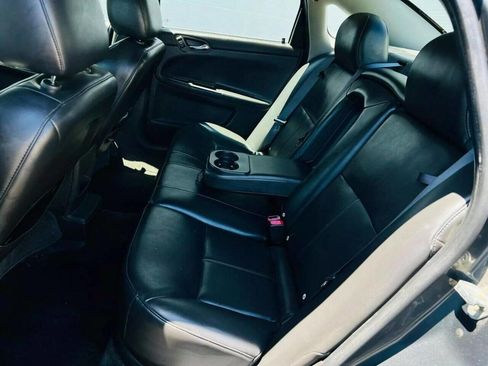 Used 2013 Chevrolet Impala LTZ image 18