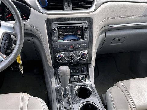 Used 2017 Chevrolet Traverse Premier AWD/4WD image 6