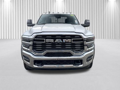 New 2026 RAM 5500 Tradesman w/ Chrome Appearance Group image 12