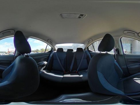 Used 2025 Nissan Versa SV image 46