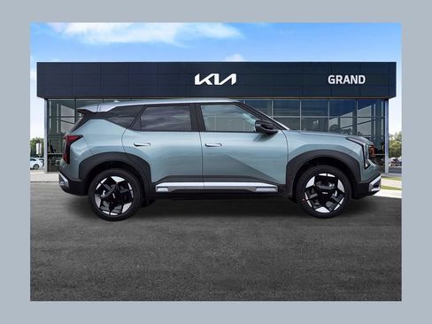New 2027 Kia Seltos S AWD/4WD image 1