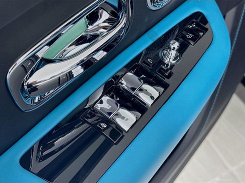New 2026 Rolls-Royce Cullinan AWD/4WD image 17