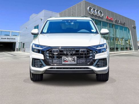 Used 2023 Audi Q8 Premium w/ Convenience Package AWD/4WD image 6