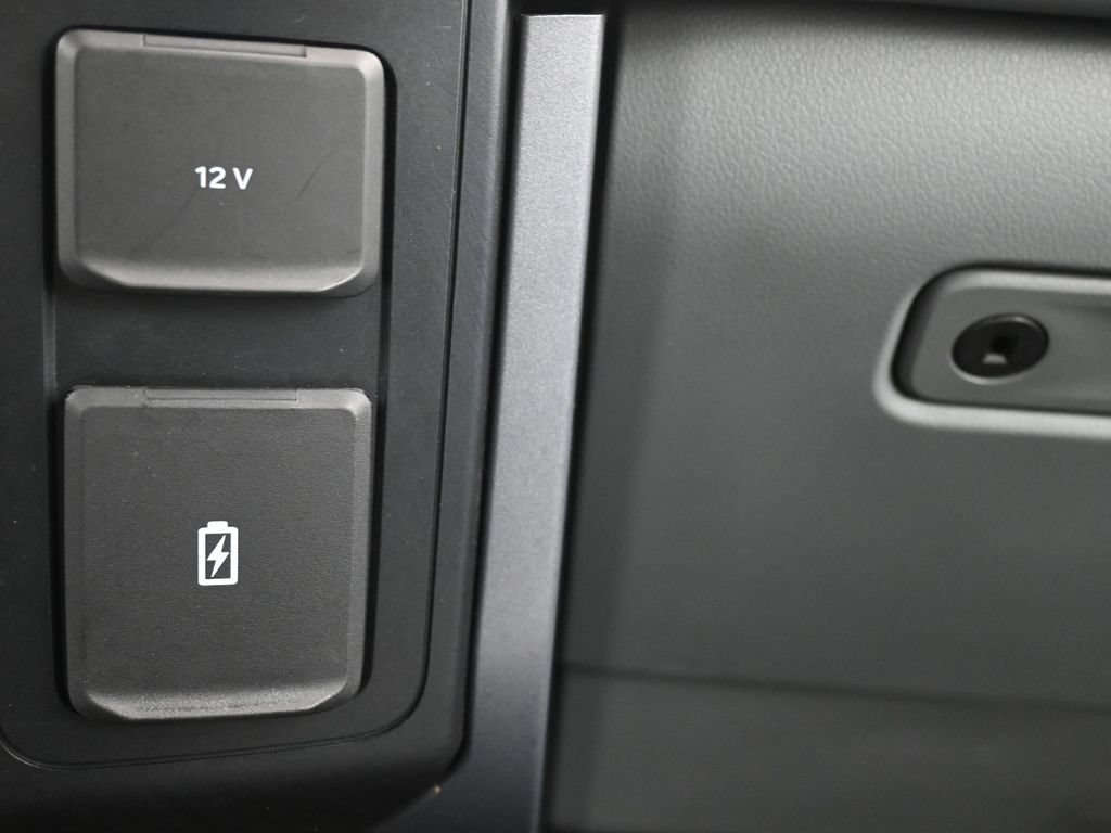 Used 2023 Ford F150 XLT AWD/4WD image 16