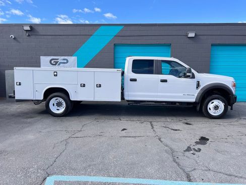 Used 2022 Ford F550 4x4 Crew Cab Super Duty w/ Power Equipment Group image 15