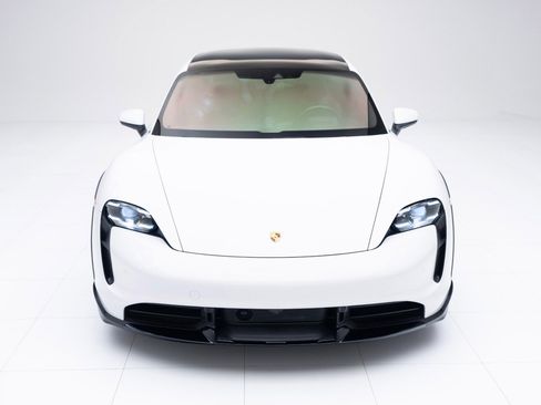 Certified 2022 Porsche Taycan Cross Turismo AWD/4WD image 6