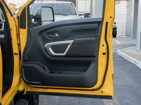Used 2018 Nissan Titan PRO-4X w/ Pro-4x Convenience Package image 37