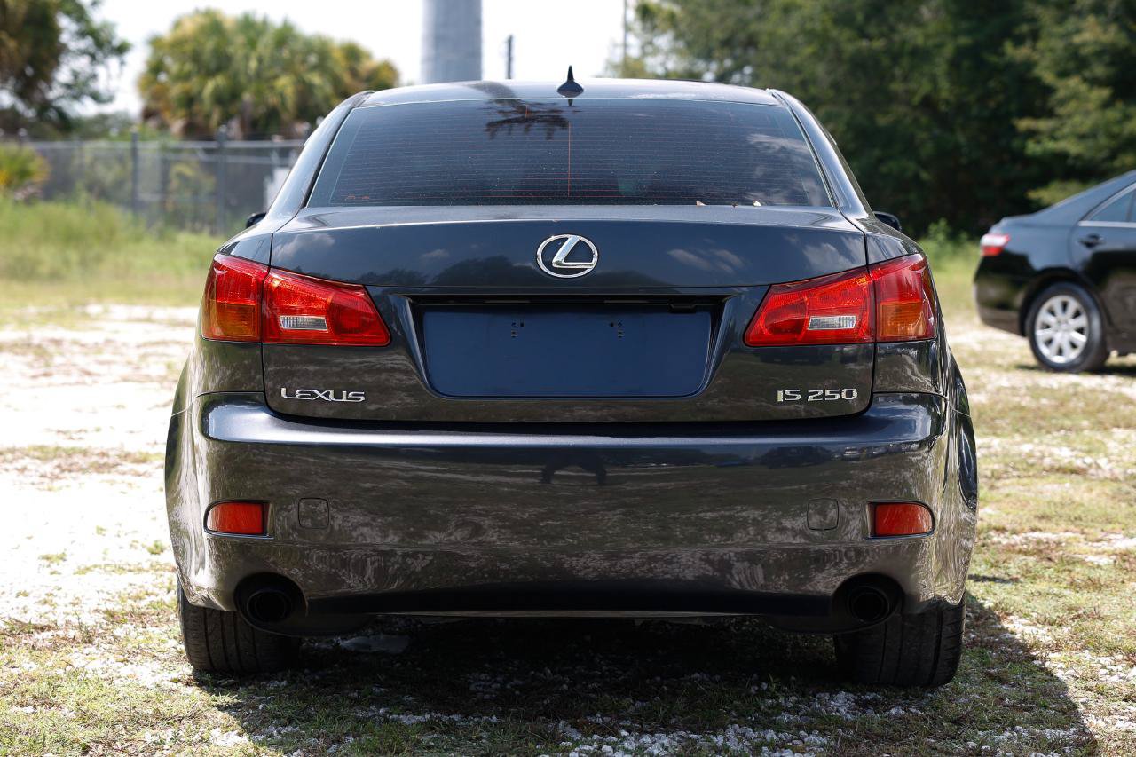 Used 2008 Lexus IS 250 RWD image 7
