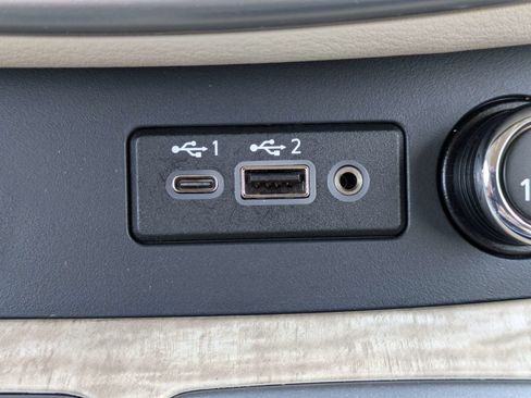Used 2023 Nissan Murano SL w/ SL Moonroof Package FWD image 27
