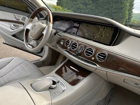 Used 2014 Mercedes-Benz S 550 Sedan image 22