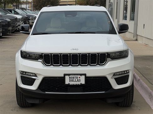 New 2025 Jeep Grand Cherokee Limited w/ Trailer Tow Package image 3