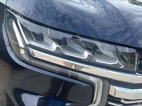 Used 2023 Chevrolet Tahoe Premier AWD/4WD image 40